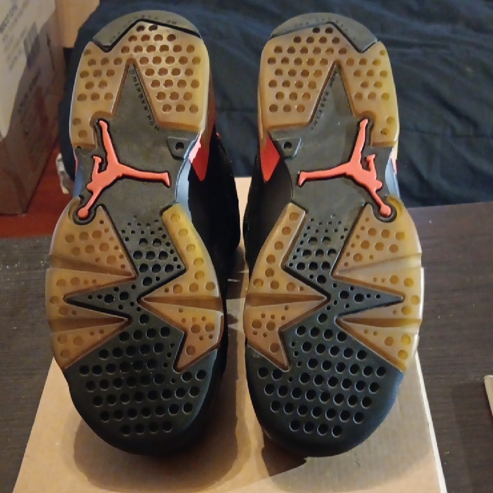 Jordan 6 Retro (GS) Rare 2014 OG Infrared Black Mens 6Y Womens 7.5 EUC - Picture 9 of 9